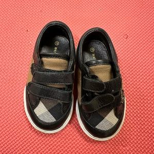 Burberry shoes